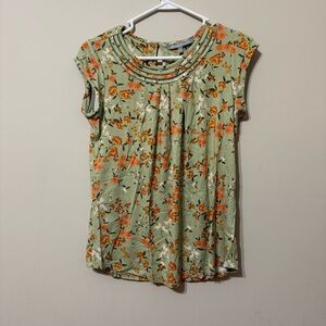 Daniel Rainn Floral Green Top